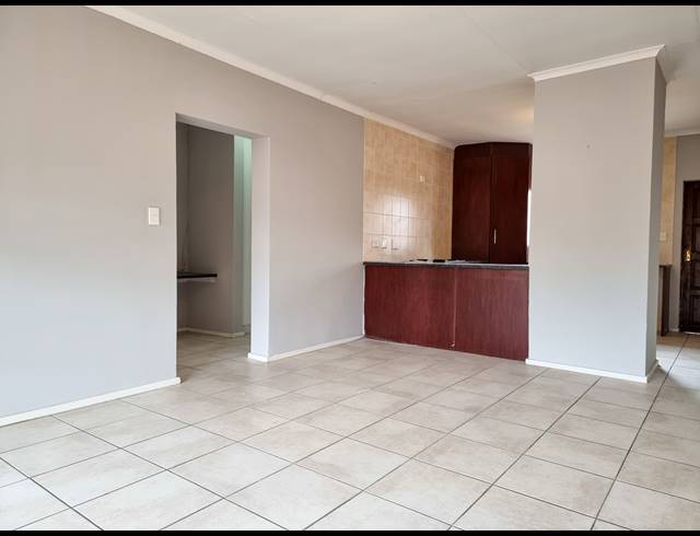 3 BEDROOM TOWNHOUSE RENTED IN MEYERSDAL